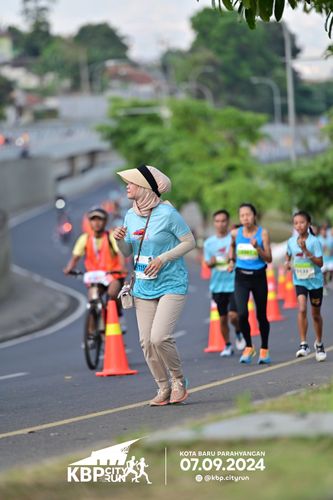Race photo from KBP City Run 2024
