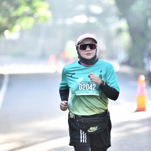 Race photo from BAUR RUN 2025