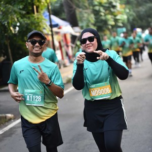 Race photo from BAUR RUN 2025