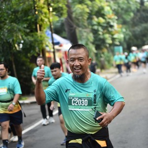 Race photo from BAUR RUN 2025