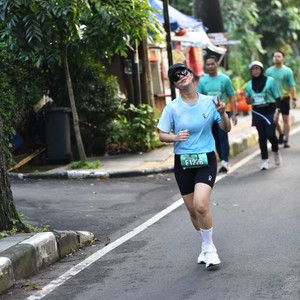 Race photo from BAUR RUN 2025