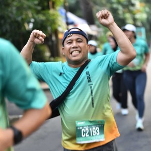 Race photo from BAUR RUN 2025