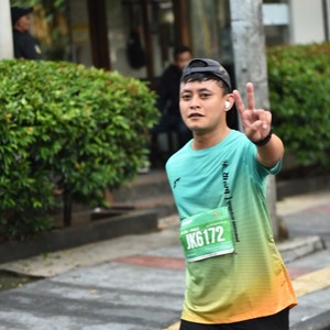 Race photo from BAUR RUN 2025