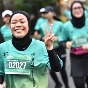 Race photo from BAUR RUN 2025