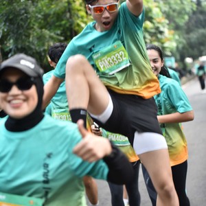 Race photo from BAUR RUN 2025