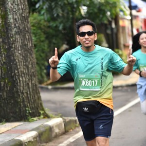 Race photo from BAUR RUN 2025