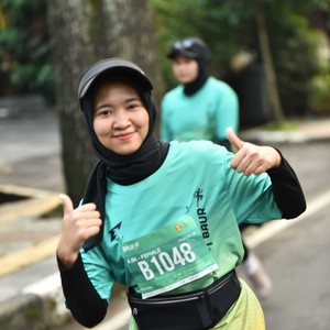 Race photo from BAUR RUN 2025