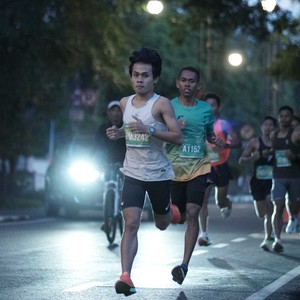 Race photo from BAUR RUN 2025