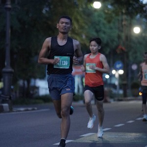 Race photo from BAUR RUN 2025