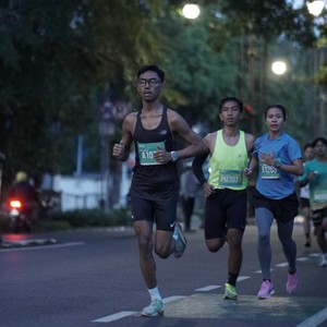 Race photo from BAUR RUN 2025