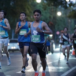 Race photo from BAUR RUN 2025