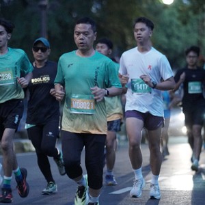 Race photo from BAUR RUN 2025