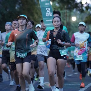 Race photo from BAUR RUN 2025