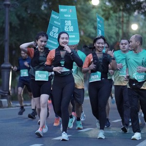 Race photo from BAUR RUN 2025