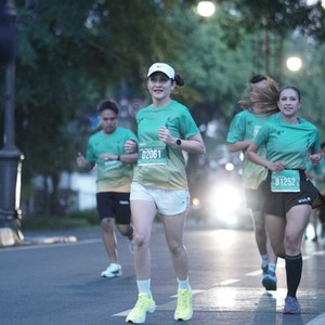Race photo from BAUR RUN 2025