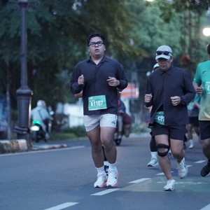 Race photo from BAUR RUN 2025