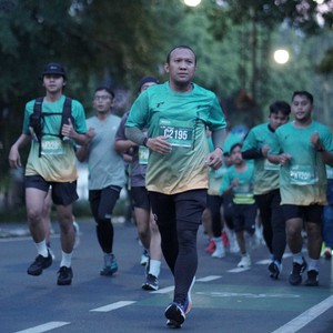 Race photo from BAUR RUN 2025