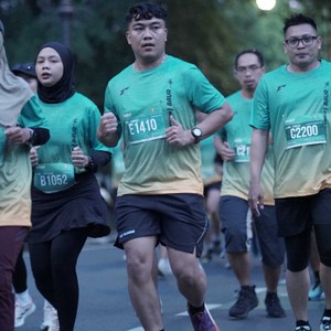 Race photo from BAUR RUN 2025