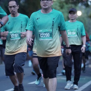 Race photo from BAUR RUN 2025