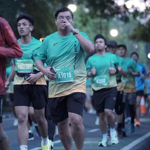 Race photo from BAUR RUN 2025