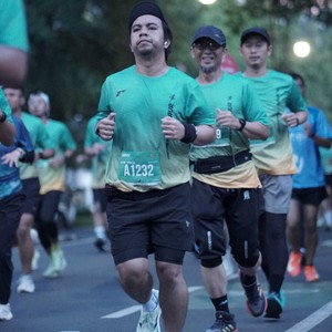 Race photo from BAUR RUN 2025