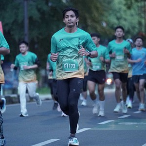 Race photo from BAUR RUN 2025