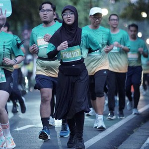 Race photo from BAUR RUN 2025