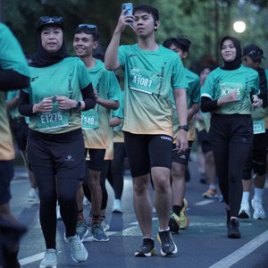 Race photo from BAUR RUN 2025