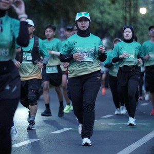 Race photo from BAUR RUN 2025