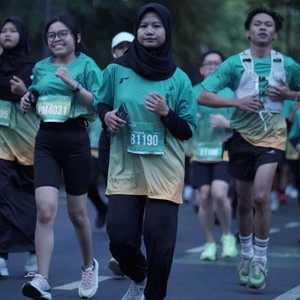 Race photo from BAUR RUN 2025
