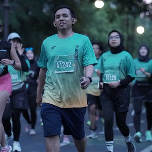 Race photo from BAUR RUN 2025