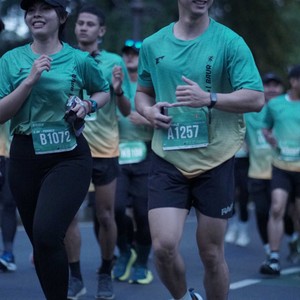 Race photo from BAUR RUN 2025