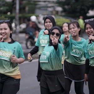 Race photo from BAUR RUN 2025
