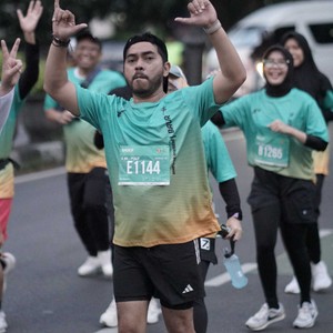 Race photo from BAUR RUN 2025