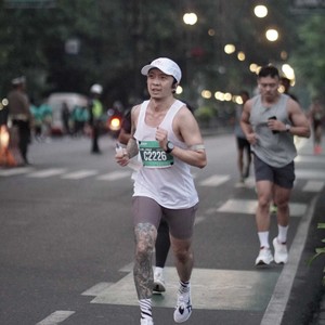 Race photo from BAUR RUN 2025