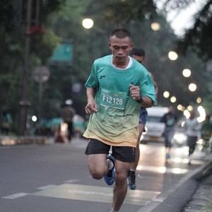 Race photo from BAUR RUN 2025