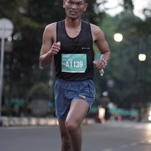 Race photo from BAUR RUN 2025
