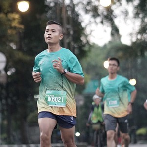 Race photo from BAUR RUN 2025
