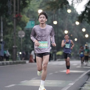 Race photo from BAUR RUN 2025