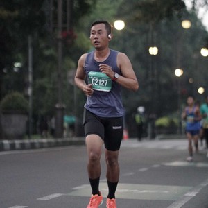 Race photo from BAUR RUN 2025