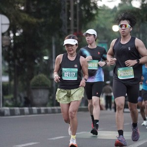 Race photo from BAUR RUN 2025