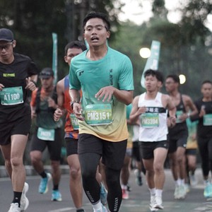 Race photo from BAUR RUN 2025
