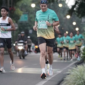 Race photo from BAUR RUN 2025