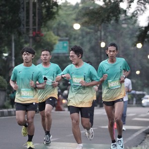 Race photo from BAUR RUN 2025