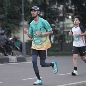 Race photo from BAUR RUN 2025