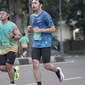 Race photo from BAUR RUN 2025