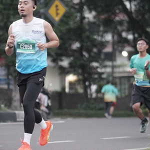 Race photo from BAUR RUN 2025