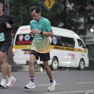 Race photo from BAUR RUN 2025
