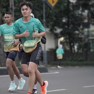 Race photo from BAUR RUN 2025