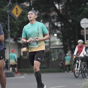 Race photo from BAUR RUN 2025